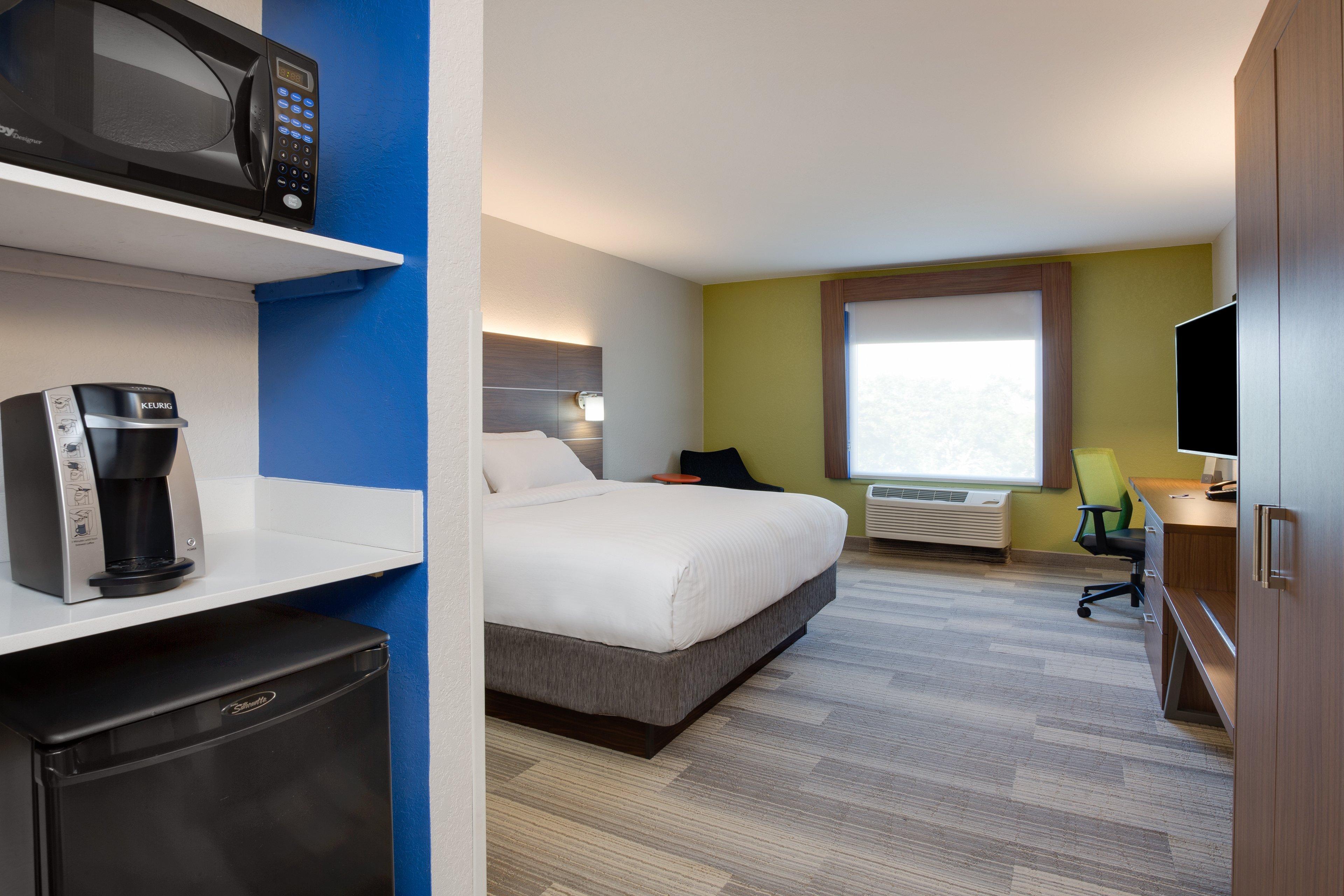 Holiday Inn Express Hotel & Suites Tampa-Fairgrounds-Casino By Ihg Mango Екстериор снимка