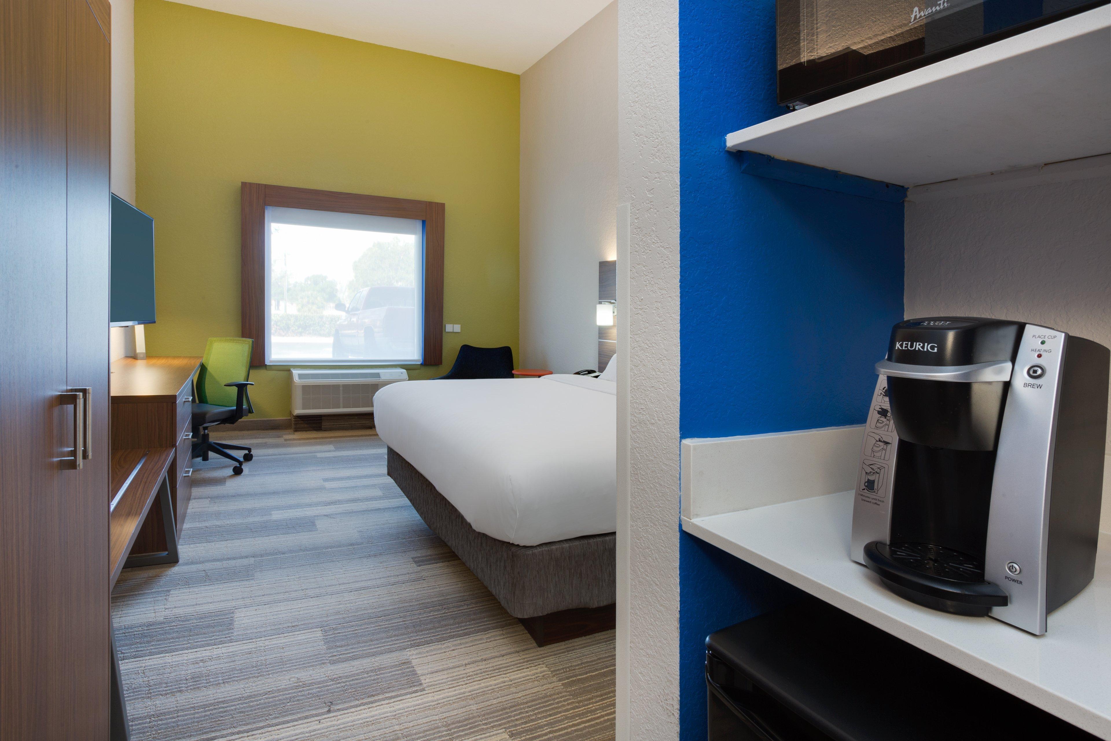 Holiday Inn Express Hotel & Suites Tampa-Fairgrounds-Casino By Ihg Mango Екстериор снимка