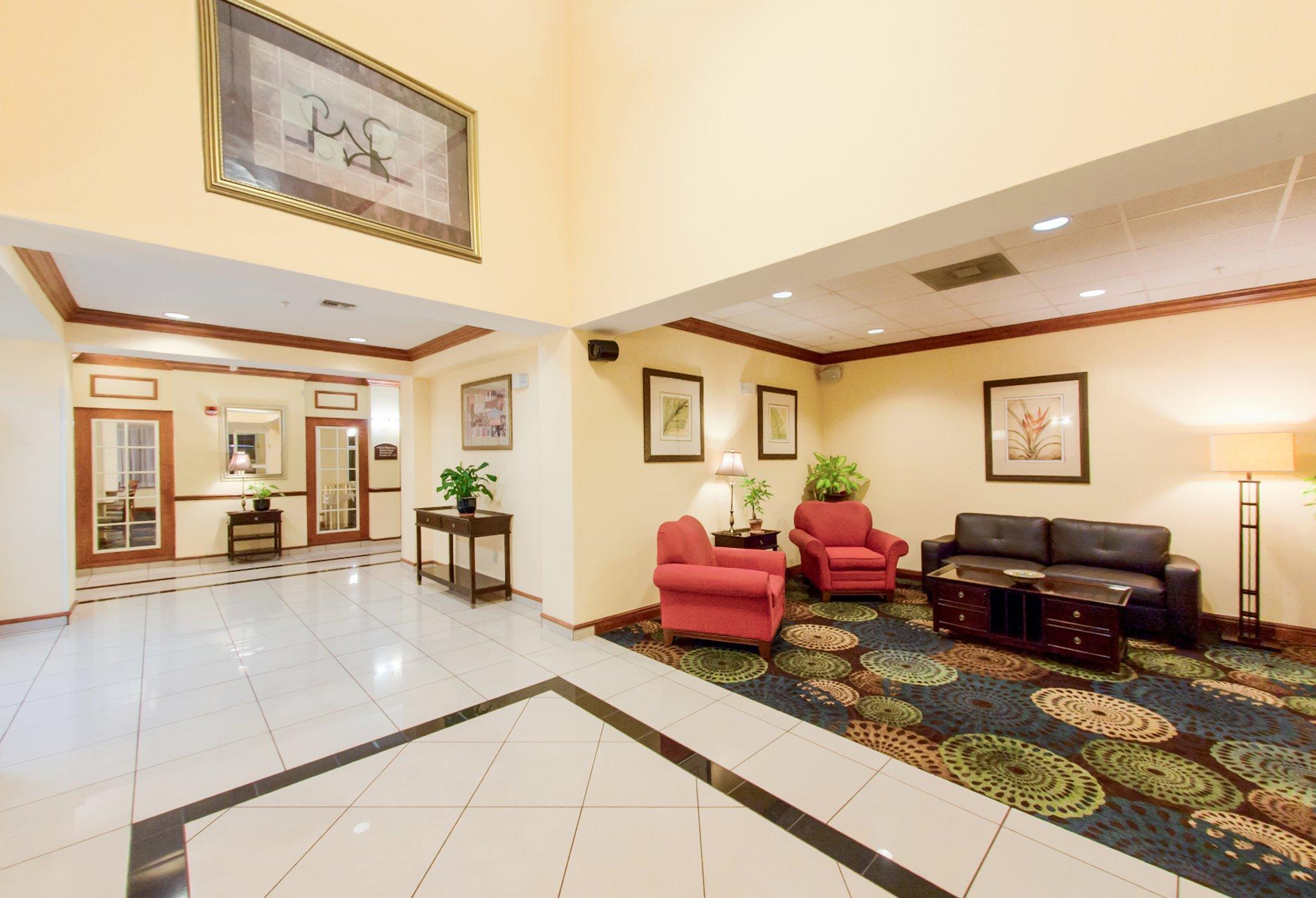 Holiday Inn Express Hotel & Suites Tampa-Fairgrounds-Casino By Ihg Mango Екстериор снимка